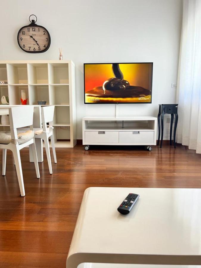 Piazza Italia Luxury Apartment Chianciano Terme Ngoại thất bức ảnh